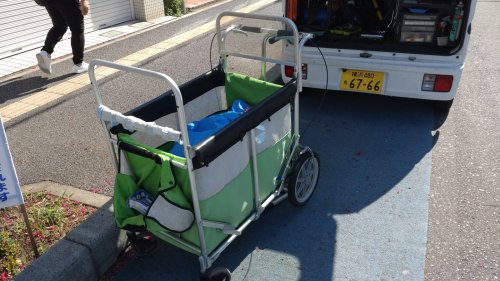 保育園の大型バギー